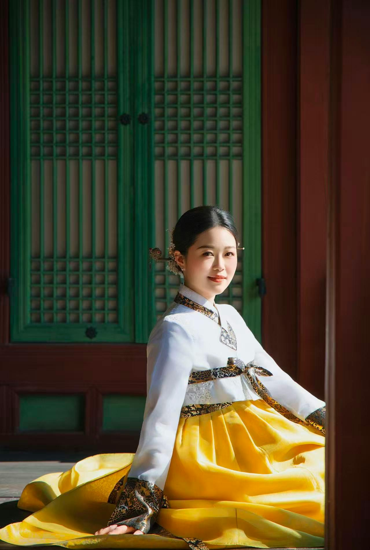 Gyeongbokgung Palace, Bukchon Hanok Village & Changdeokgung Palace: Premium Hanbok Set + Korean Hairstyle - Photo 1 of 22